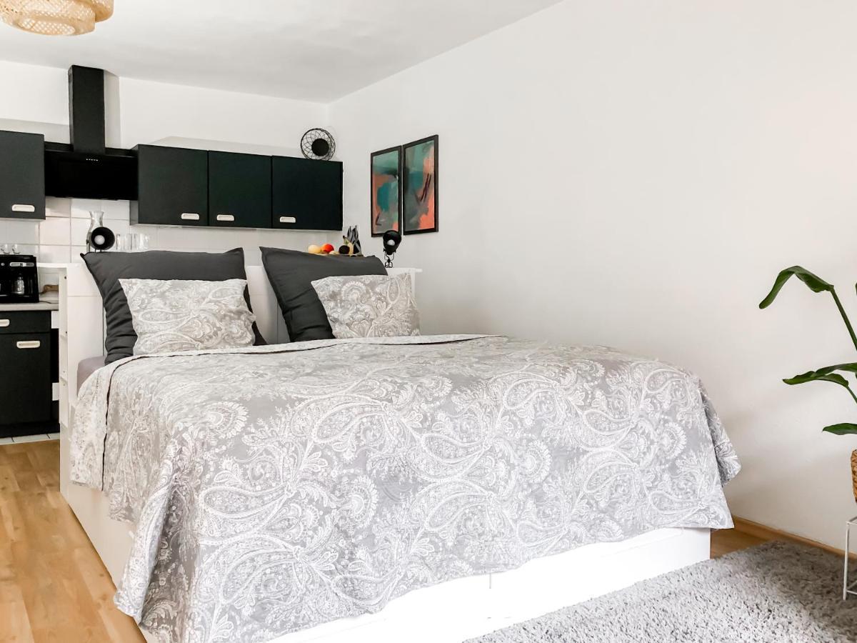 וירצבורג Studio Near Altstadt /W Workspace, Feng-Shui & Art מראה חיצוני תמונה